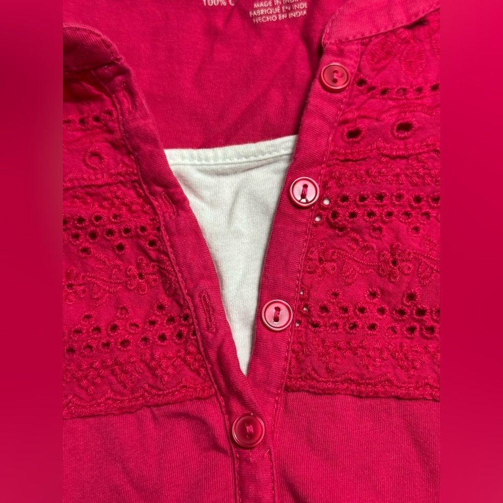 Size Large Van Heusen Women's Fuchsia Button-Front Blouse - Picture 8 of 9